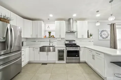 5136 West George Street Chicago IL 60641