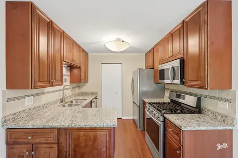 622 North Deer Run Drive Palatine IL 60067