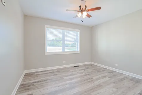 6805 Johnsburg Road Spring Grove IL 60081