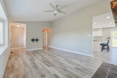 6805 Johnsburg Road Spring Grove IL 60081