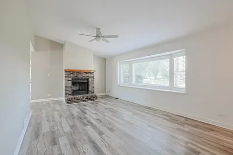 6805 Johnsburg Road Spring Grove IL 60081
