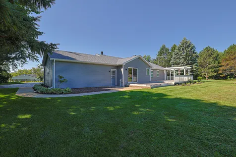 6805 Johnsburg Road Spring Grove IL 60081