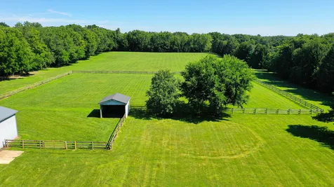 6805 Johnsburg Road Spring Grove IL 60081