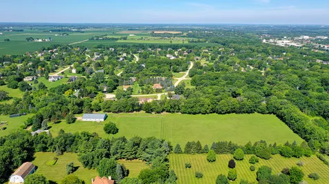 6805 Johnsburg Road Spring Grove IL 60081