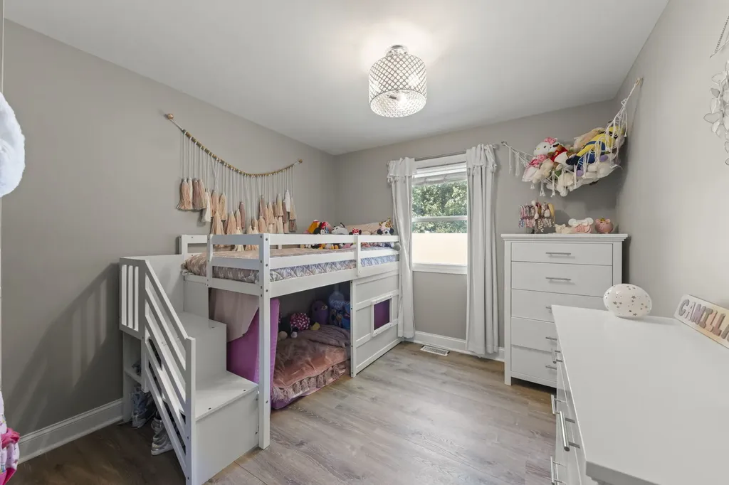 30W676 Woodewind Drive Naperville IL 60563
