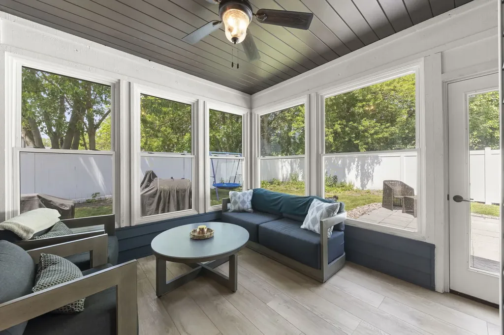 30W676 Woodewind Drive Naperville IL 60563