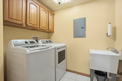 16001 South 88th Avenue Orland Park IL 60462