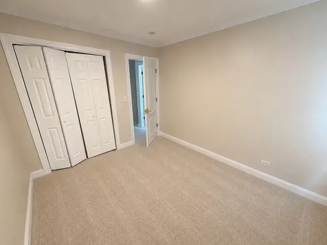 3633 North Pacific Avenue Chicago IL 60634