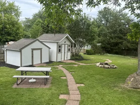 40261 West Beach Lane Antioch IL 60002