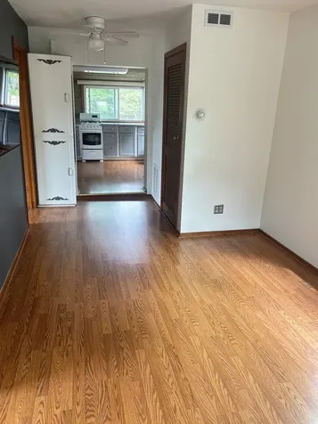 40261 West Beach Lane Antioch IL 60002