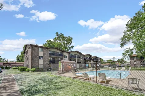 13540 Lawler Avenue Crestwood IL 60418