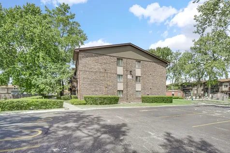 13540 Lawler Avenue Crestwood IL 60418