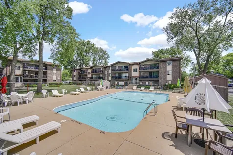 13540 Lawler Avenue Crestwood IL 60418
