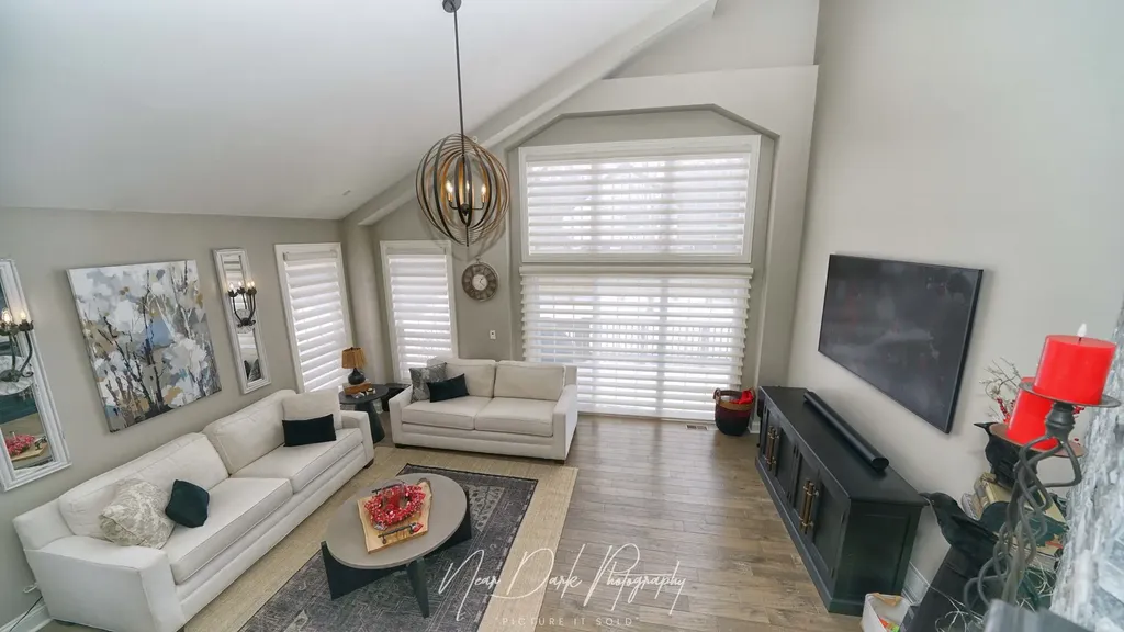 29 Lakebreeze Court Lake Zurich IL 60047