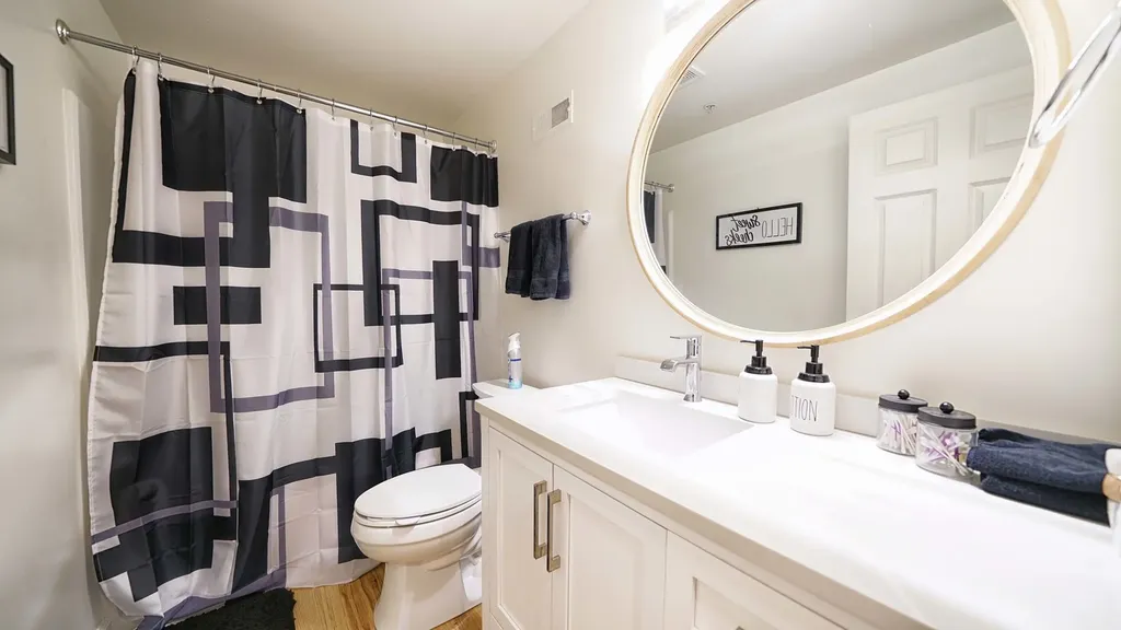 29 Lakebreeze Court Lake Zurich IL 60047