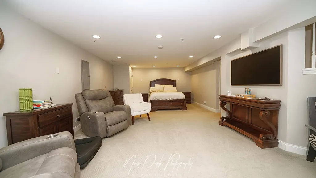 29 Lakebreeze Court Lake Zurich IL 60047