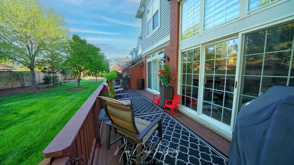 29 Lakebreeze Court Lake Zurich IL 60047