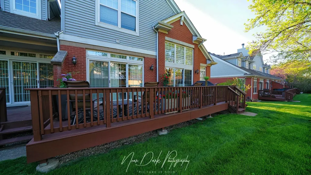 29 Lakebreeze Court Lake Zurich IL 60047