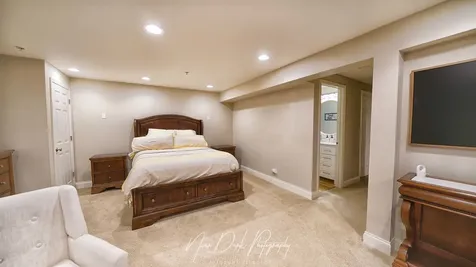 29 Lakebreeze Court Lake Zurich IL 60047