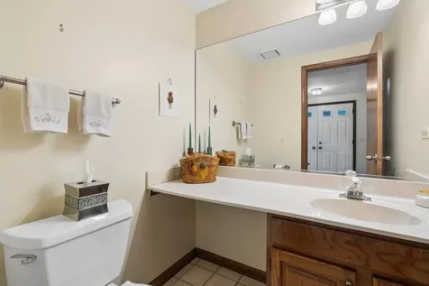 1432 Picadilly Circle Mount Prospect IL 60056