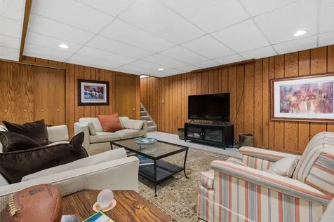1432 Picadilly Circle Mount Prospect IL 60056