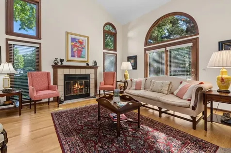 1432 Picadilly Circle Mount Prospect IL 60056