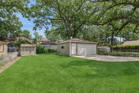 4041 North Pittsburgh Avenue Chicago IL 60634