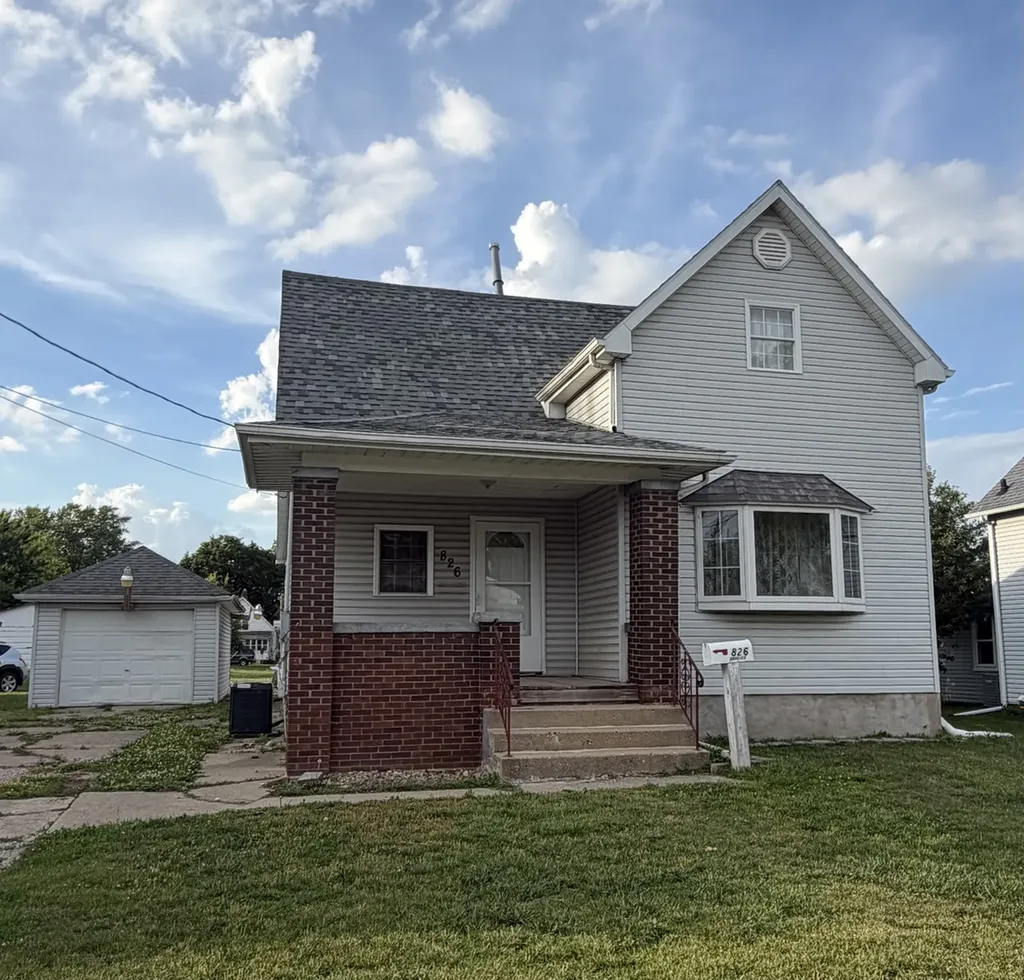 826 Prairie Avenue Kewanee IL 61443