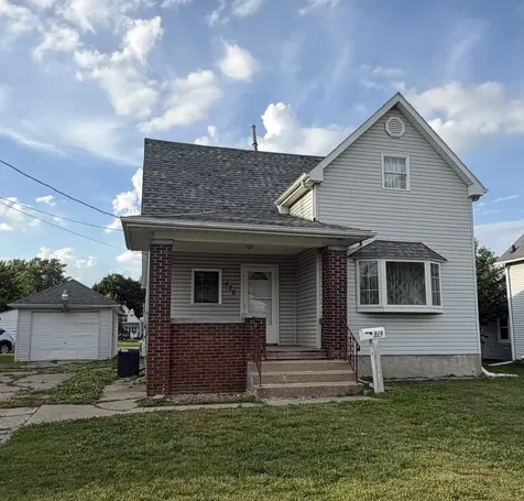 826 Prairie Avenue Kewanee IL 61443