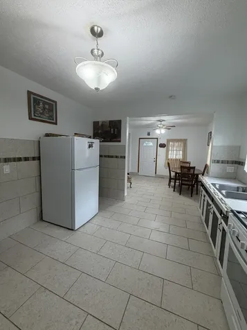 826 Prairie Avenue Kewanee IL 61443