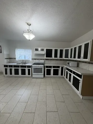 826 Prairie Avenue Kewanee IL 61443
