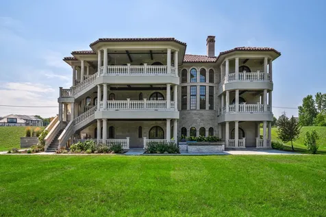6413 South County Line Road Burr Ridge IL 60527
