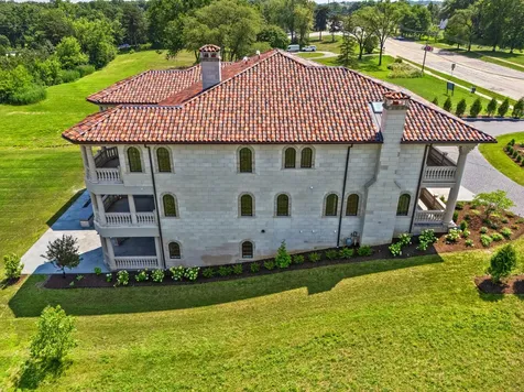 6413 South County Line Road Burr Ridge IL 60527