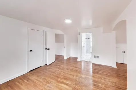5718 North Parkside Avenue Chicago IL 60646