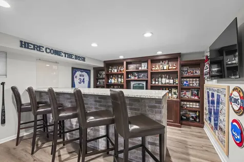 1005 West Firestone Drive Hoffman Estates IL 60192