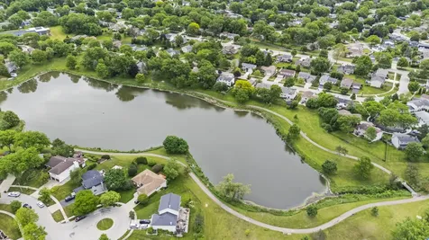 1005 West Firestone Drive Hoffman Estates IL 60192