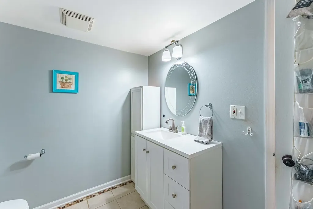 208 East Bailey Road Naperville IL 60565