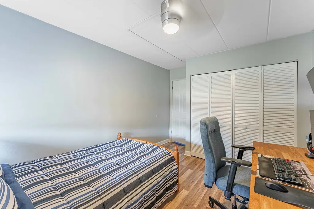 208 East Bailey Road Naperville IL 60565