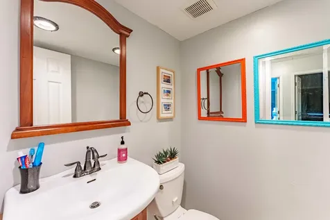 208 East Bailey Road Naperville IL 60565
