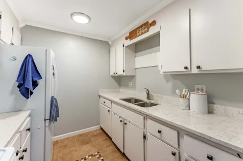 208 East Bailey Road Naperville IL 60565