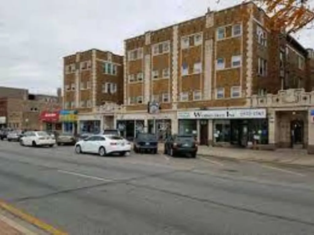 5011 West Cermak Road Cicero IL 60804