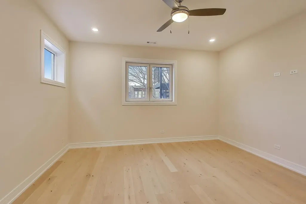 4351 South Vincennes Avenue Chicago IL 60653