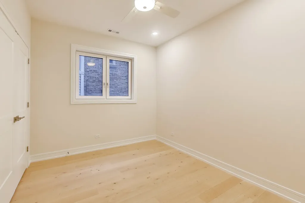 4351 South Vincennes Avenue Chicago IL 60653