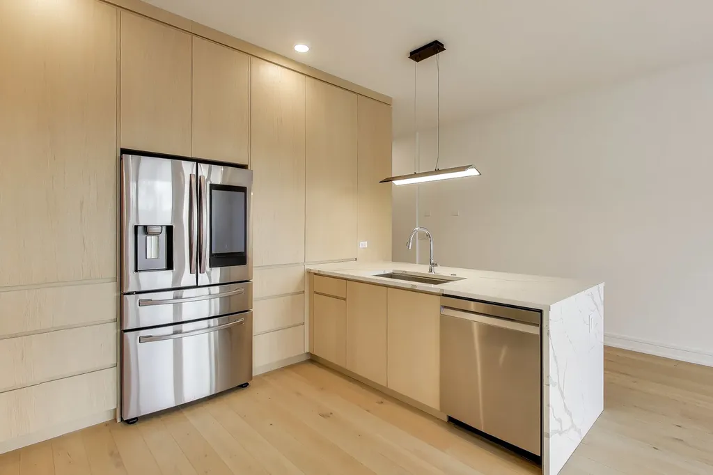 4351 South Vincennes Avenue Chicago IL 60653