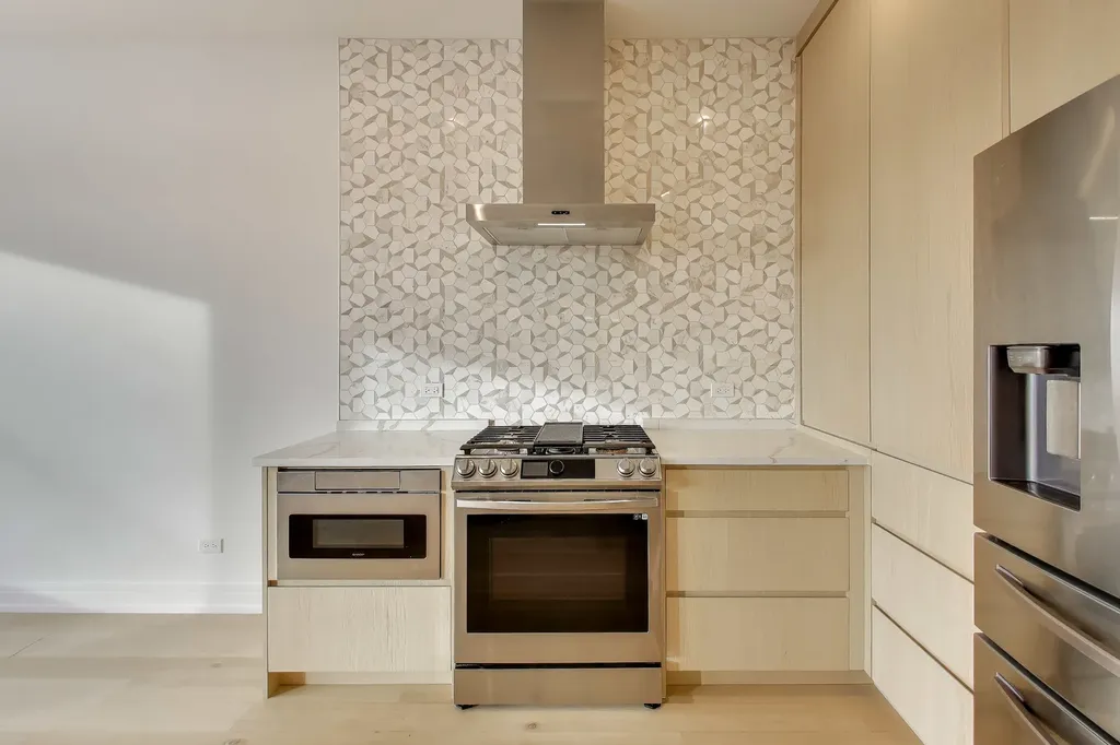 4351 South Vincennes Avenue Chicago IL 60653