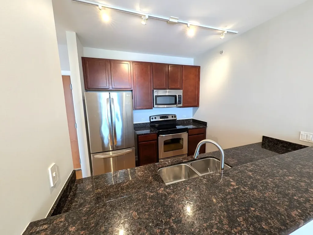 100 East 14th Street Chicago IL 60605