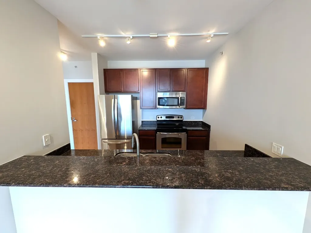 100 East 14th Street Chicago IL 60605