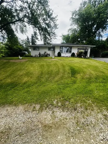 3858 East Lakeview Drive Kankakee IL 60901