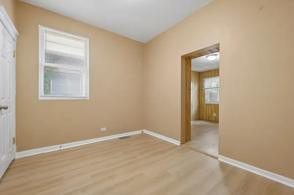 7545 South Ridgeland Avenue Chicago IL 60649