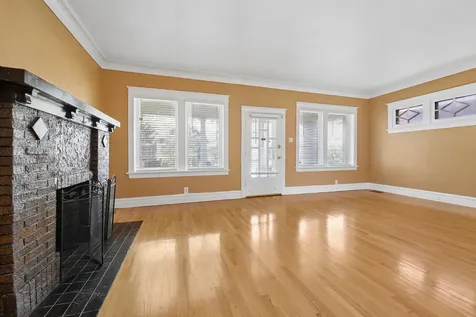 7545 South Ridgeland Avenue Chicago IL 60649